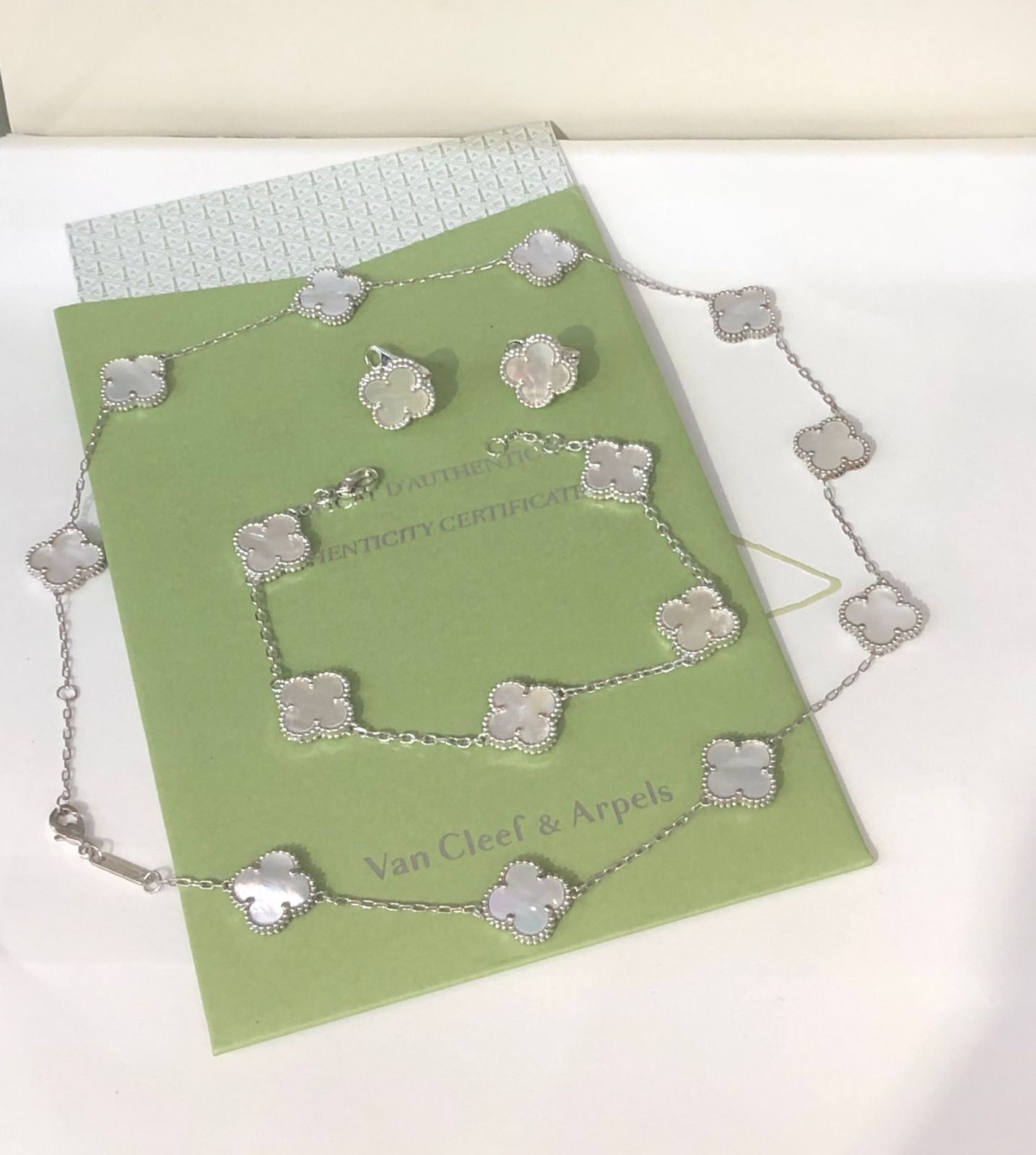ACCESORY 44 - 24HEARTZ