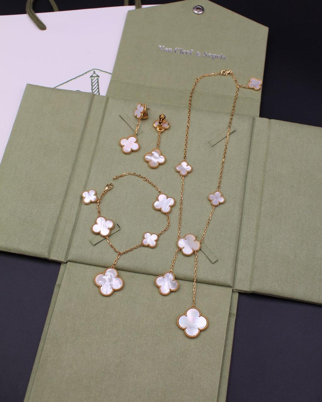 ACCESORY SET 243 - 24HEARTZ