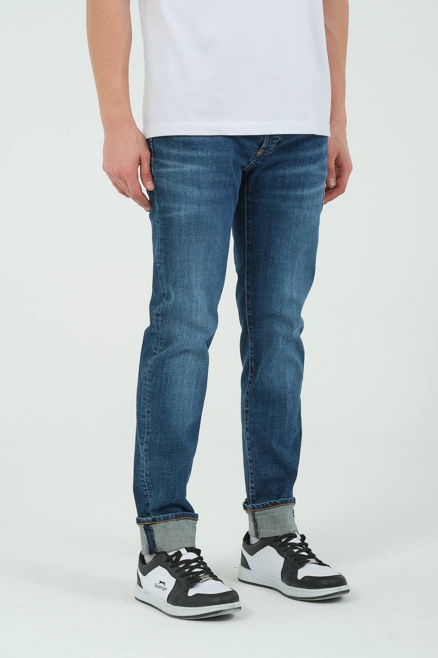 jeans 102 - 24HEARTZ