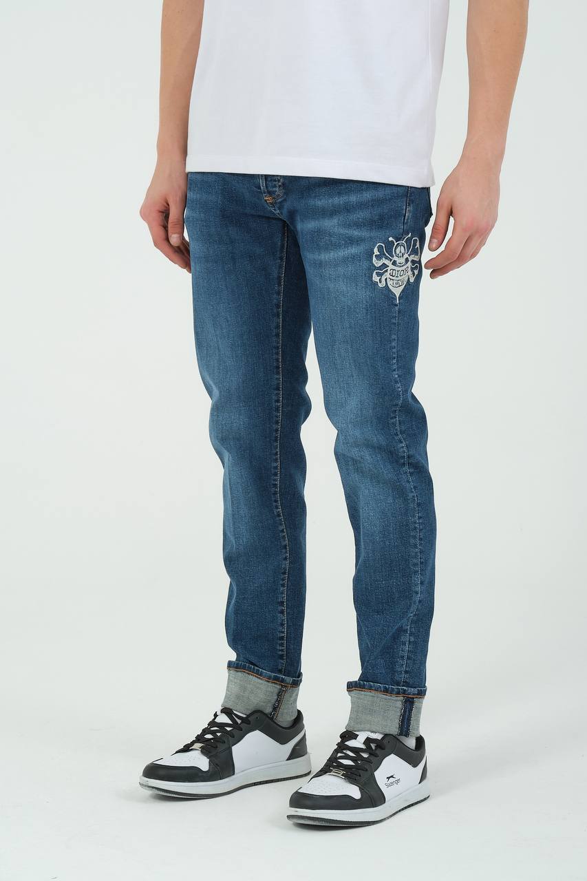 jeans 102 - 24HEARTZ